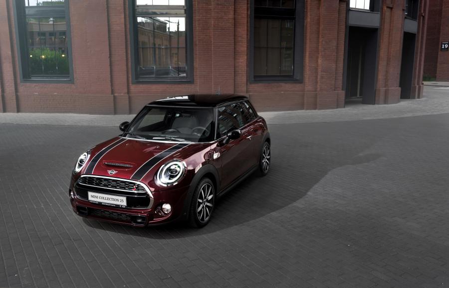  Mini Cooper S Collection 25 (F56) 2018 года  (RU) (фото 3 из 5)